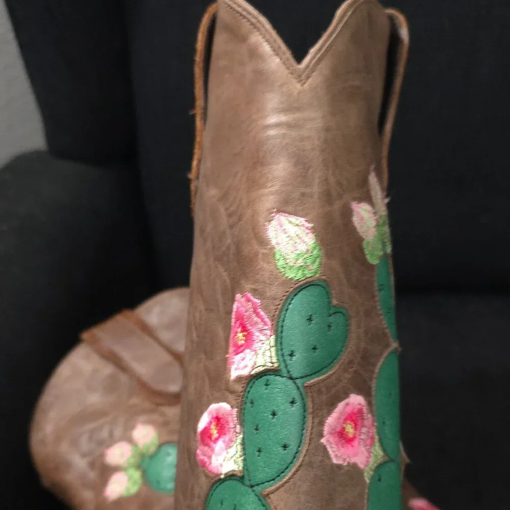 Junk Gypsy by Lane Hard to Handle Cactus Flower Snip Toe Boots- Size 7 1/2 - Picture 11 of 16